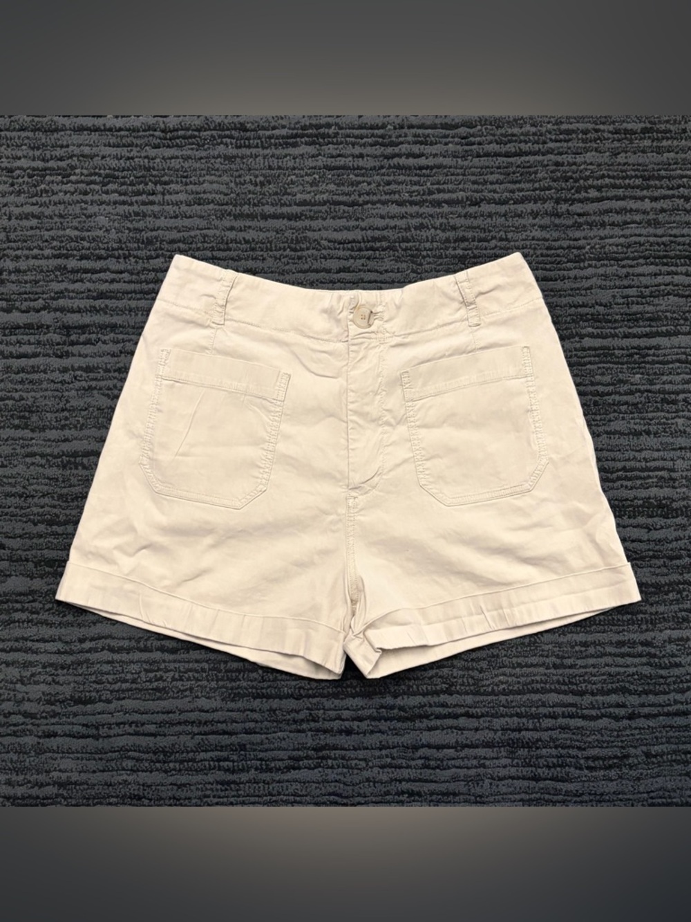 Anthropologie Khaki/Beige Patch Pocket High Rise Cuffed Utility Stretch Shorts